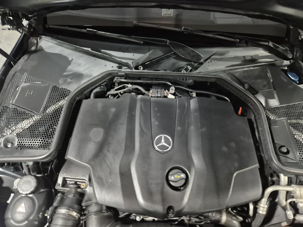Benz C-Class W205 C220 d Avantgarde
