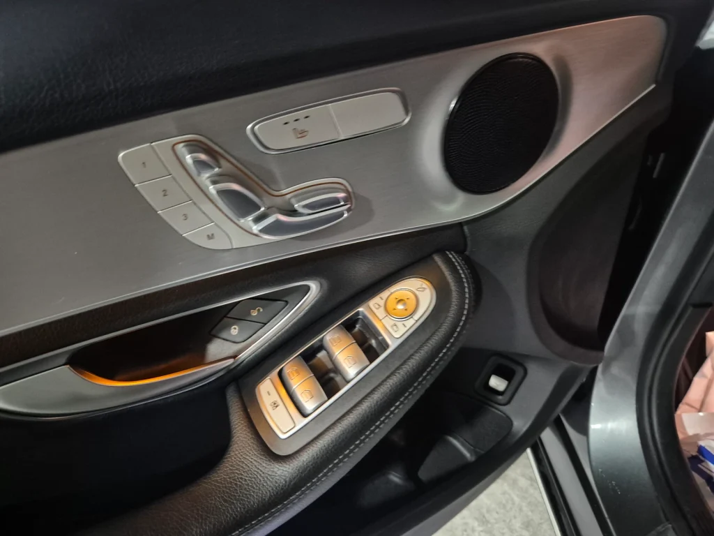 Benz C-Class W205 C220 d Avantgarde