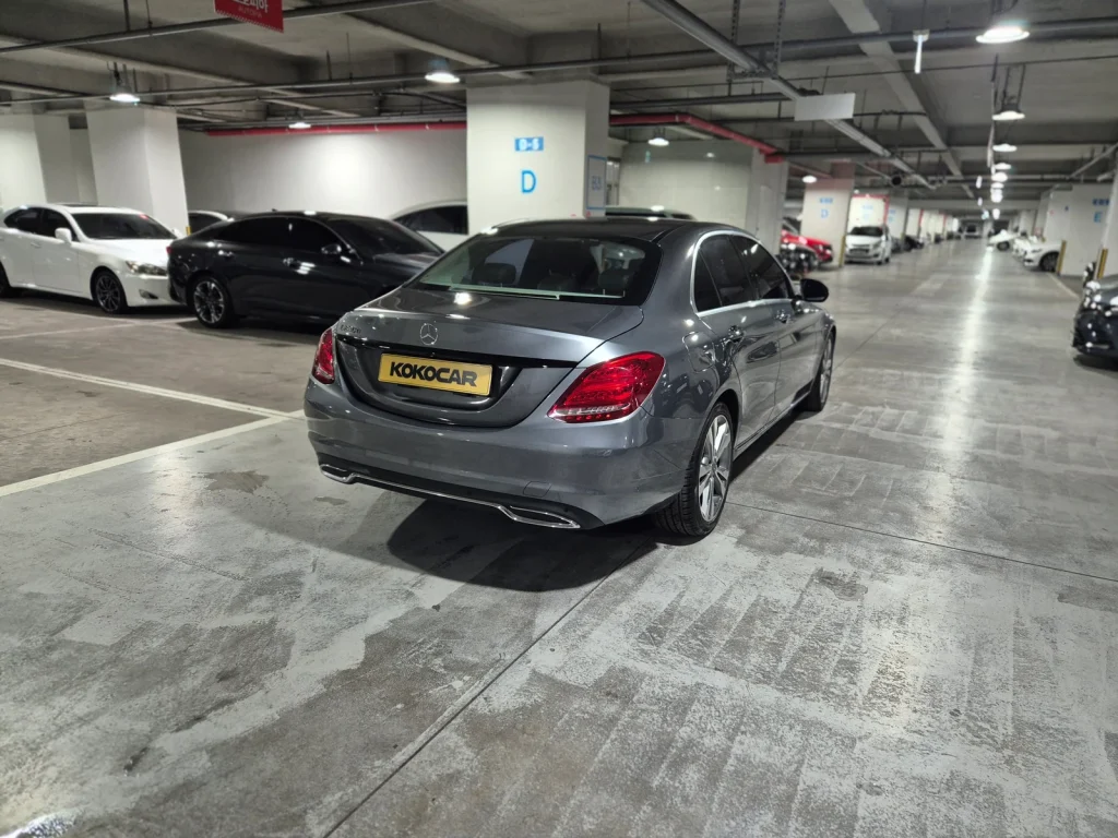Benz C-Class W205 C220 d Avantgarde