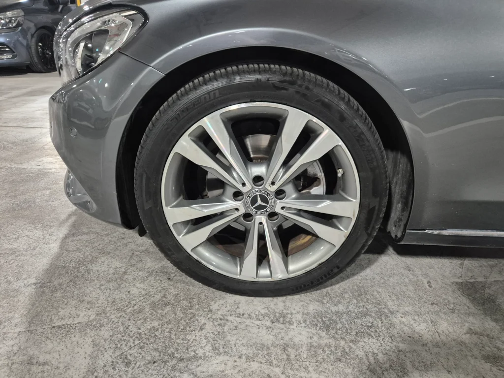 Benz C-Class W205 C220 d Avantgarde