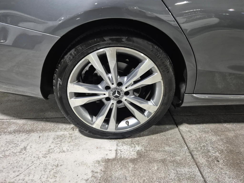 Benz C-Class W205 C220 d Avantgarde
