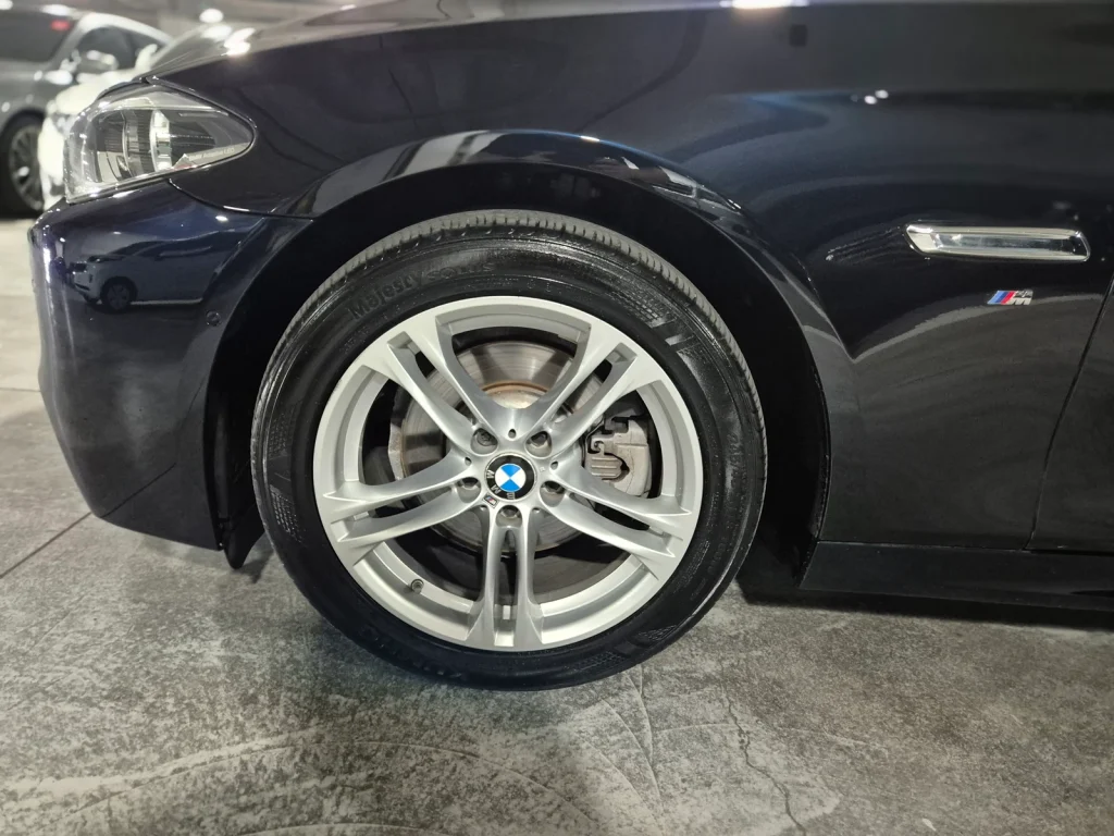 BMW 5 Series (F10) 520d xDrive M Aerodynamic
