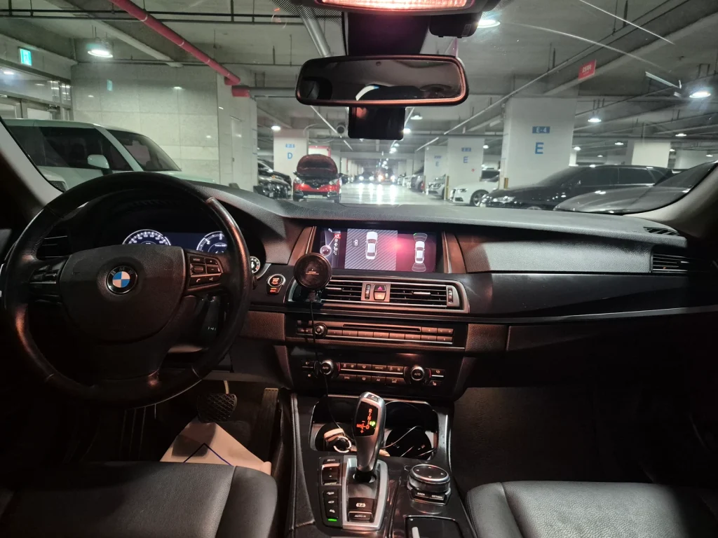 BMW 5 Series (F10) 520d xDrive M Aerodynamic