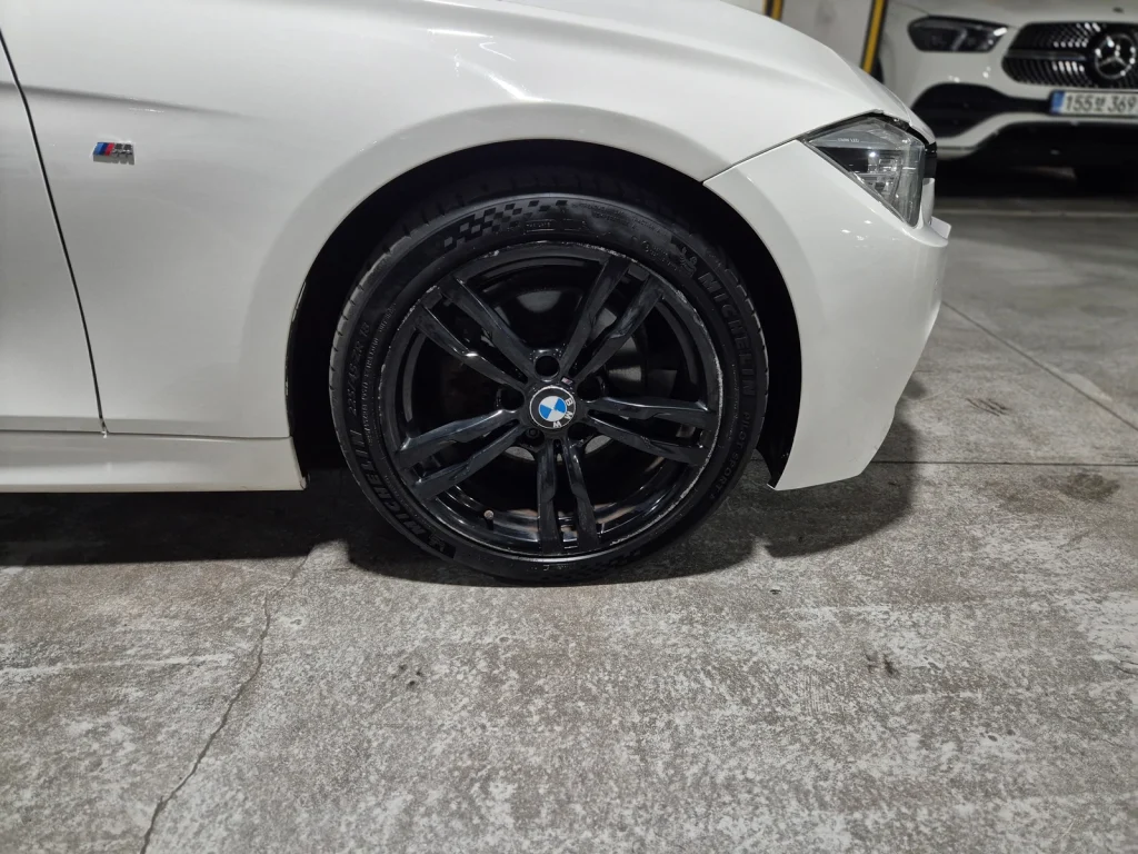 BMW 3 Series (F30) 320d M Sport