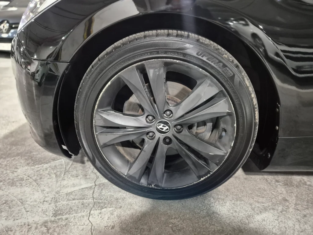 Hyundai Genesis Coupe 2.0 Turbo D