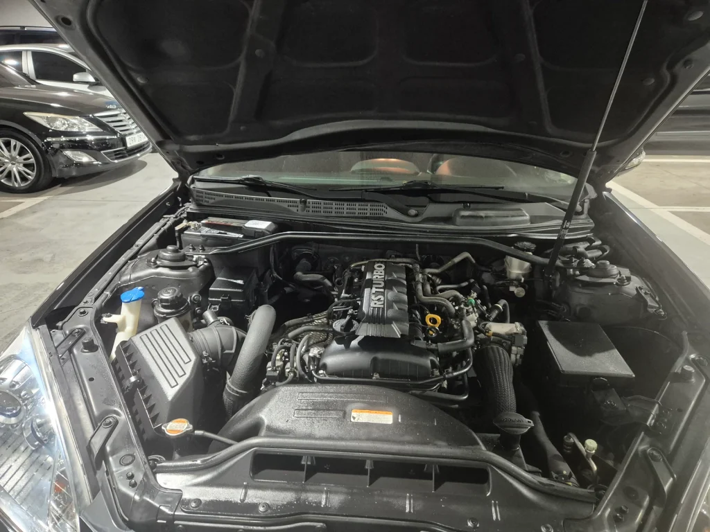 Hyundai Genesis Coupe 2.0 Turbo D