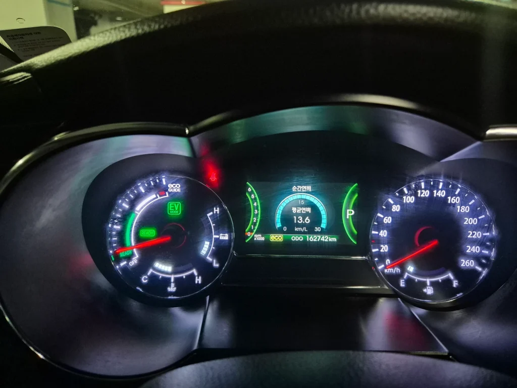 Kia K5 Hybrid Noblesse