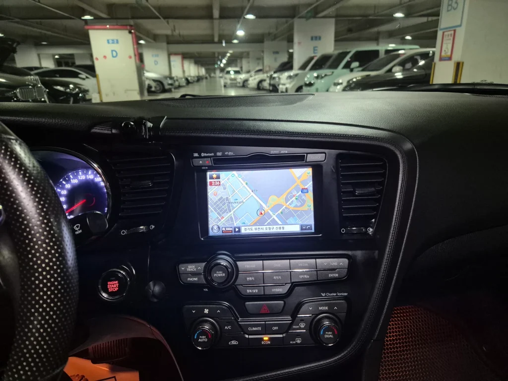 Kia K5 Hybrid Noblesse