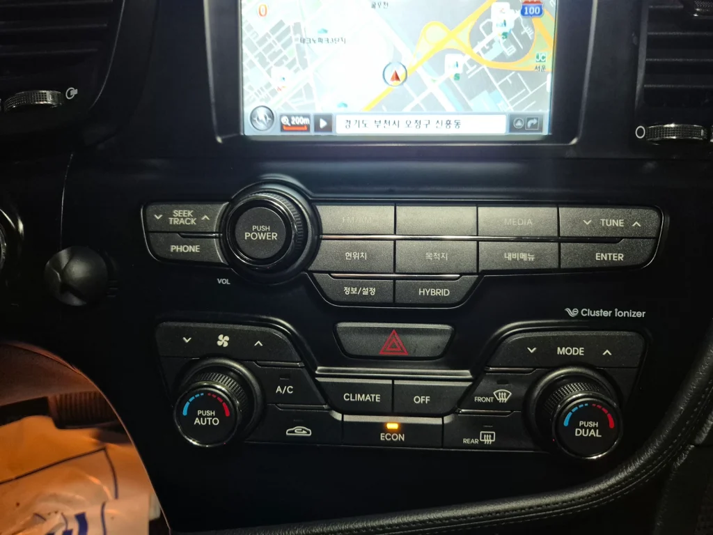 Kia K5 Hybrid Noblesse