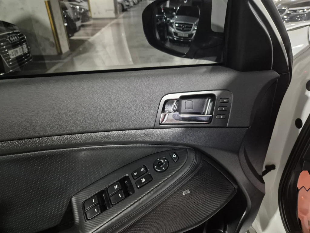 Kia K5 Hybrid Noblesse