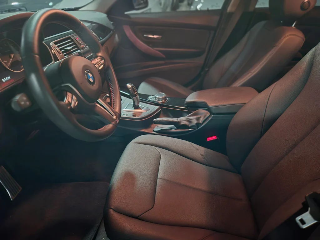 BMW 3 Series (F30) 320d