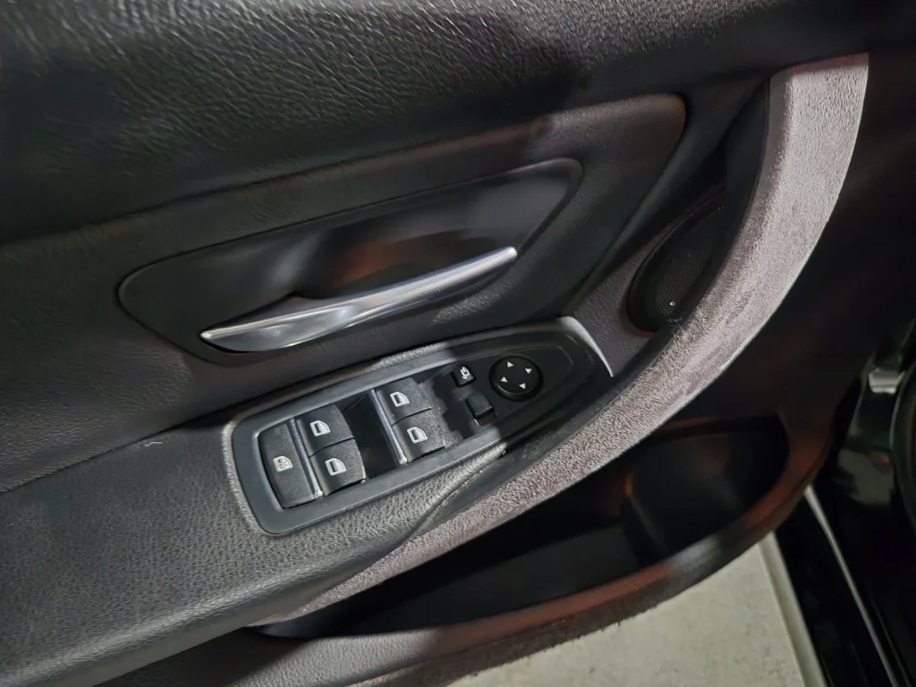 BMW 3 Series (F30) 320d