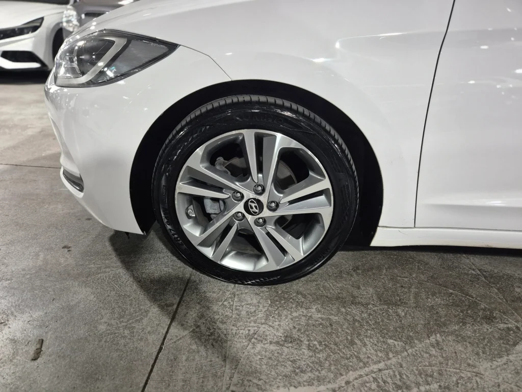 Hyundai Avante AD 1.6 GDI Value Plus