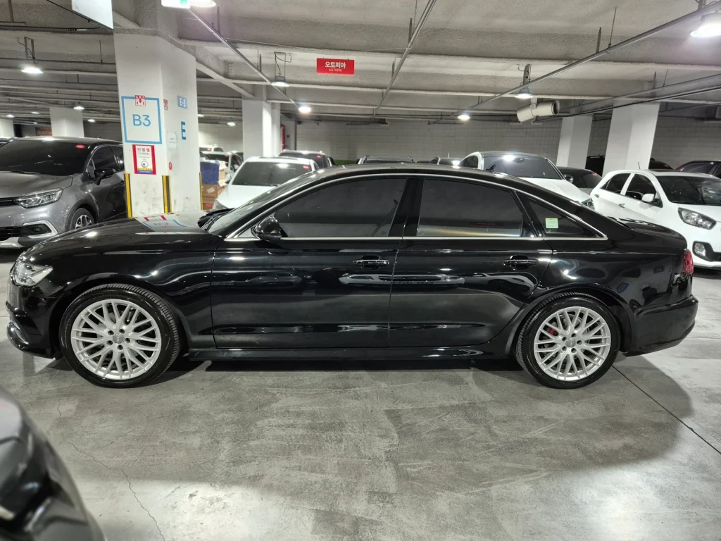 Audi New A6 35 TDI quattro Premium
