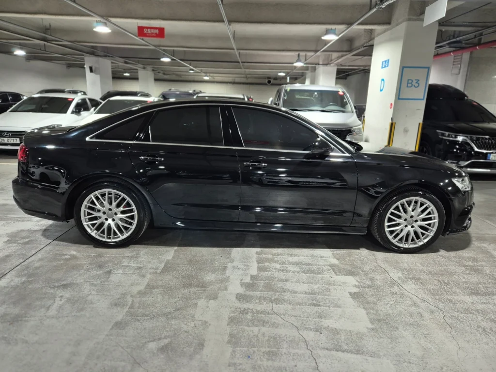 Audi New A6 35 TDI quattro Premium