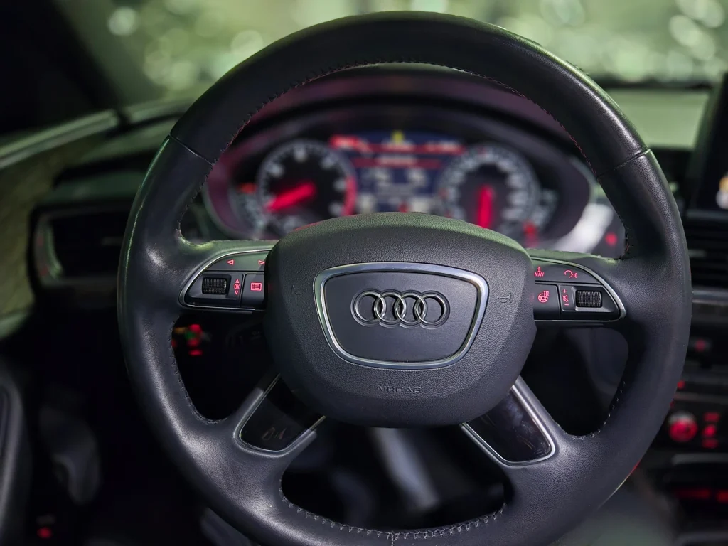 Audi New A6 35 TDI quattro Premium