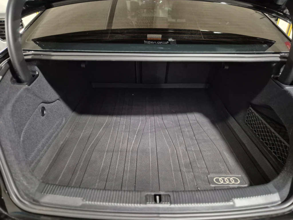 Audi New A6 35 TDI quattro Premium