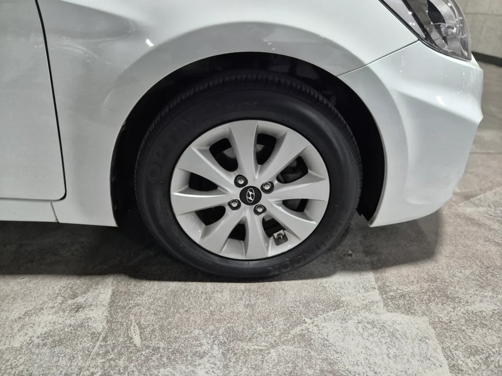 Hyundai Accent (RB) 1.6 VGT Diesel Modern