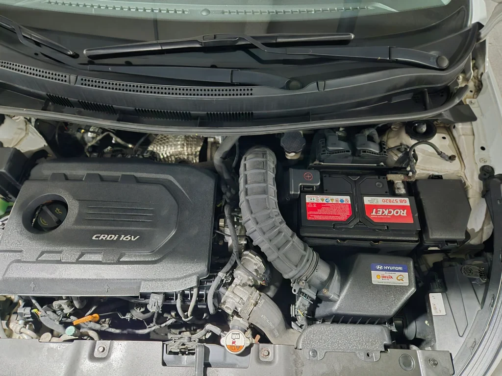 Hyundai Accent (RB) 1.6 VGT Diesel Modern