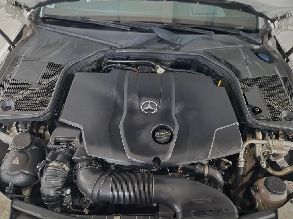 Benz C-Class (W205) C250 d 4MATIC