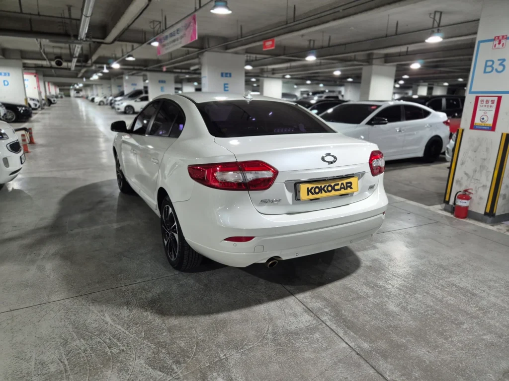 Renault-KoreaSamsung SM3 Neo RE