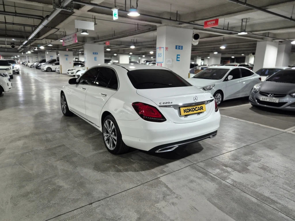 Benz C-Class (W205) C220 d 4MATIC