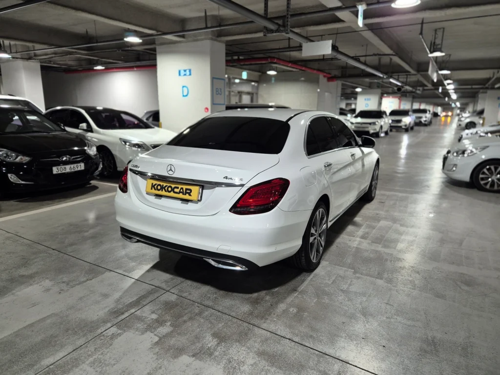 Benz C-Class (W205) C220 d 4MATIC