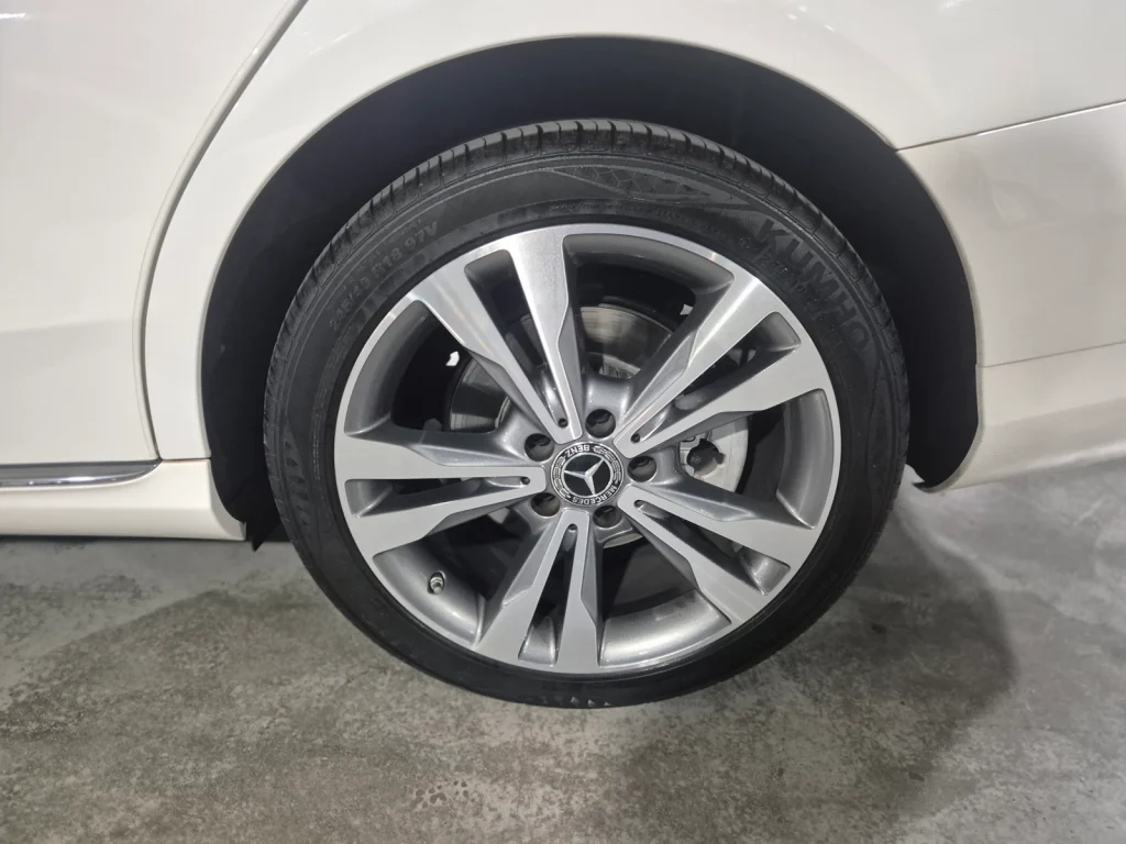 Benz C-Class (W205) C220 d 4MATIC