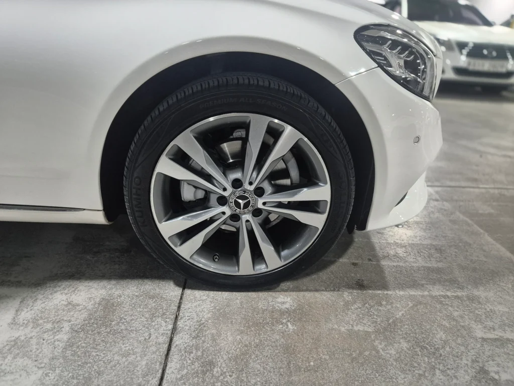 Benz C-Class (W205) C220 d 4MATIC