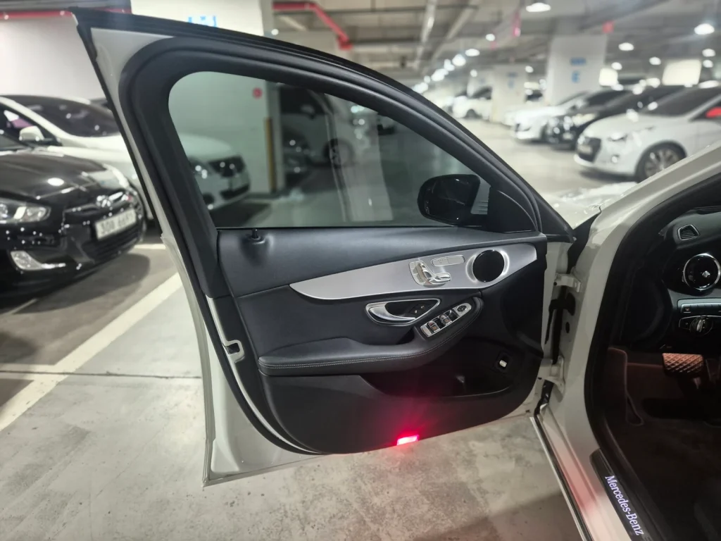 Benz C-Class (W205) C220 d 4MATIC