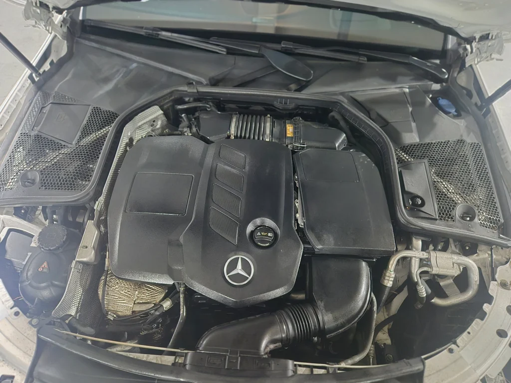Benz C-Class (W205) C220 d 4MATIC