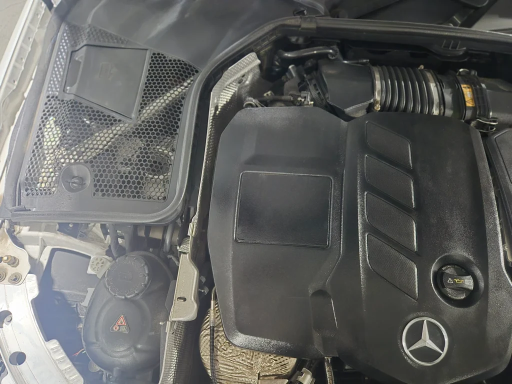 Benz C-Class (W205) C220 d 4MATIC