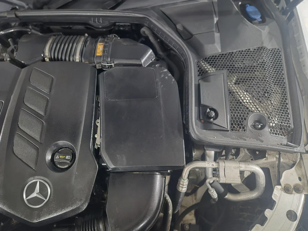 Benz C-Class (W205) C220 d 4MATIC