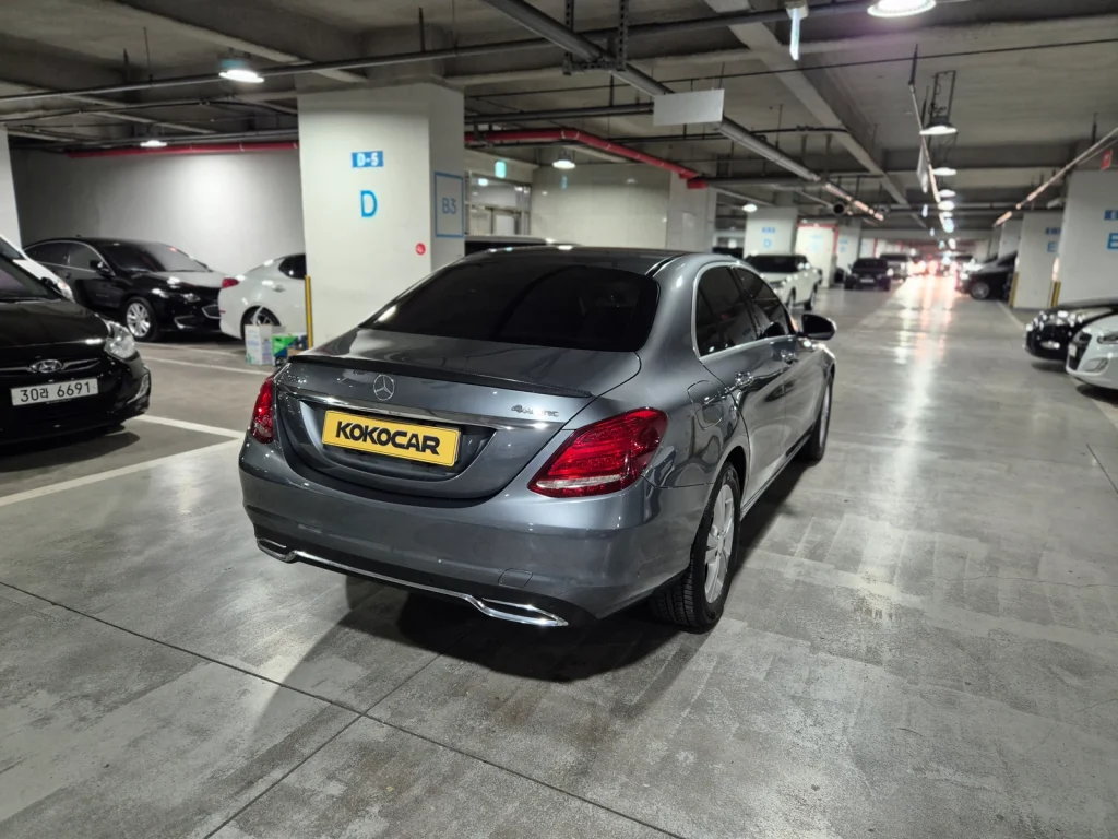 Benz C-Class W205 C220 d 4MATIC