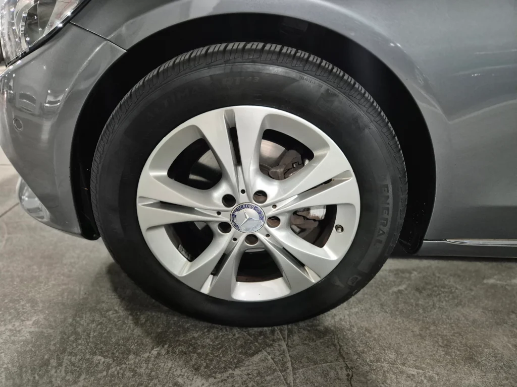 Benz C-Class W205 C220 d 4MATIC