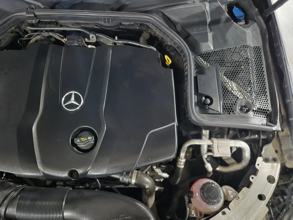 Benz C-Class W205 C220 d 4MATIC