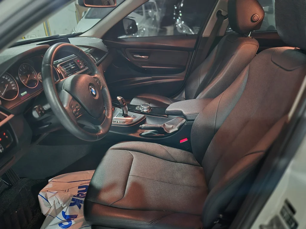BMW 3 Series (F30) 320d
