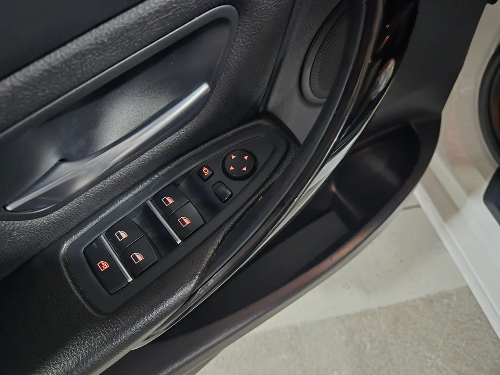 BMW 3 Series (F30) 320d