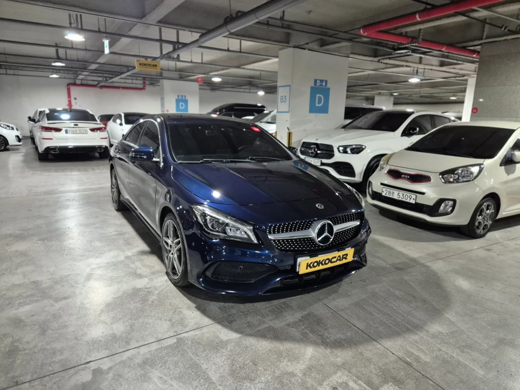 Benz CLA-Class (C117) CLA220 AMG Line