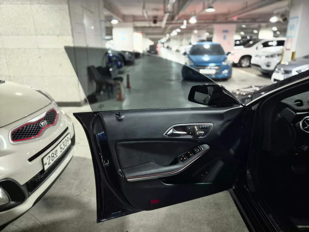 Benz CLA-Class (C117) CLA220 AMG Line