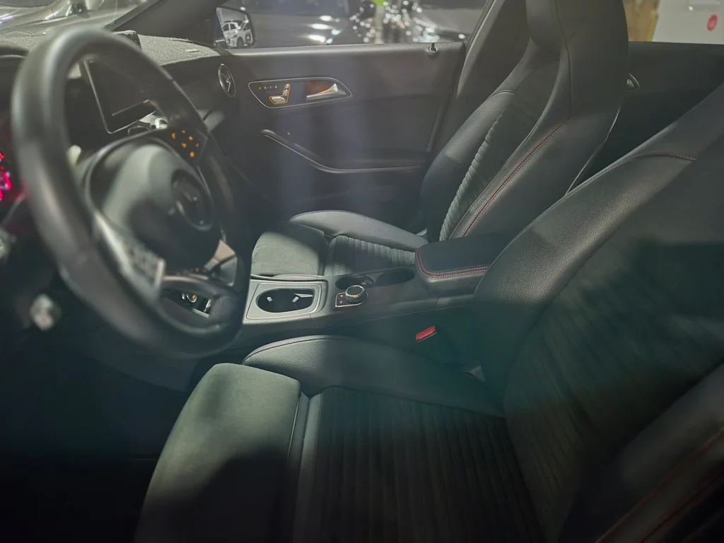 Benz CLA-Class (C117) CLA220 AMG Line