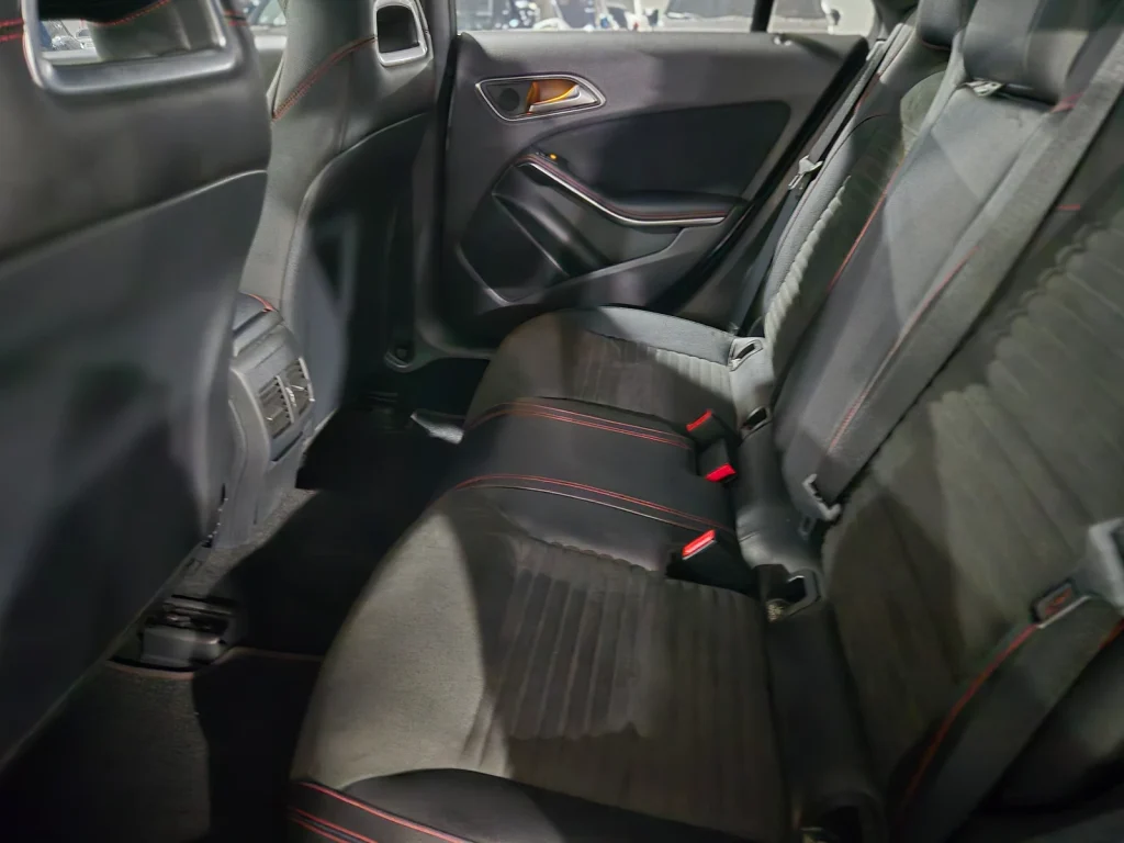 Benz CLA-Class (C117) CLA220 AMG Line