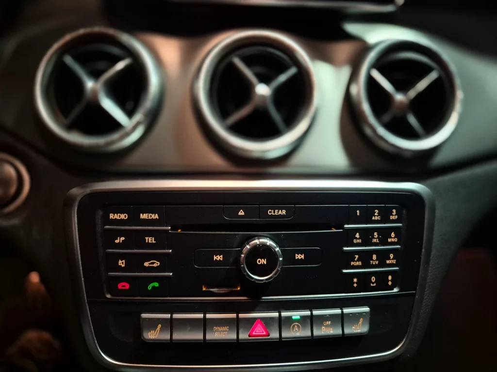 Benz CLA-Class (C117) CLA220 AMG Line