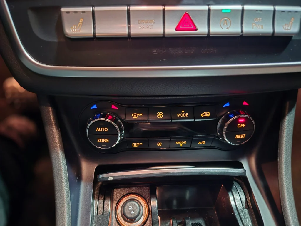 Benz CLA-Class (C117) CLA220 AMG Line