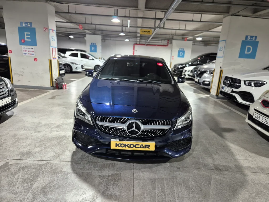 Benz CLA-Class (C117) CLA220 AMG Line