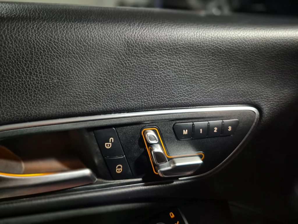 Benz CLA-Class (C117) CLA220 AMG Line