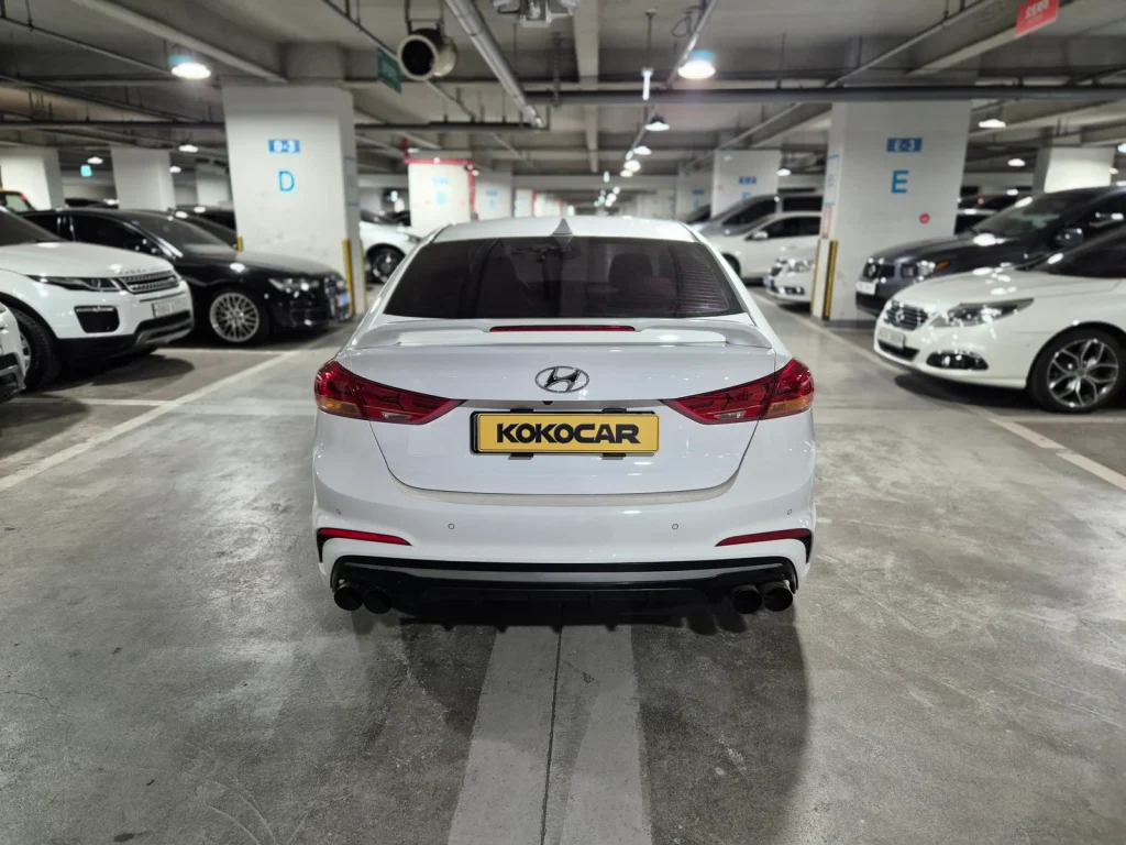 Hyundai Elantra (AD) 1.6 Turbo Sport