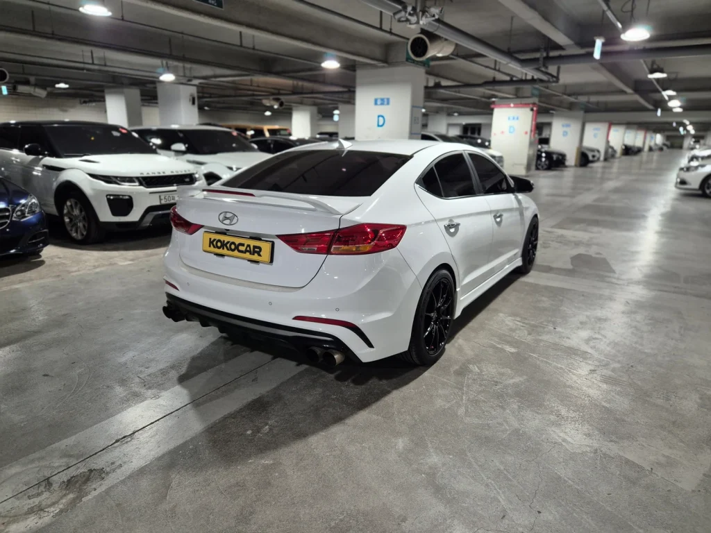 Hyundai Elantra (AD) 1.6 Turbo Sport