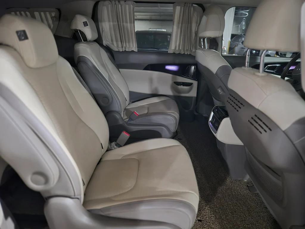 Kia Carnival (KA4) Gasoline 9-seater High Limousine