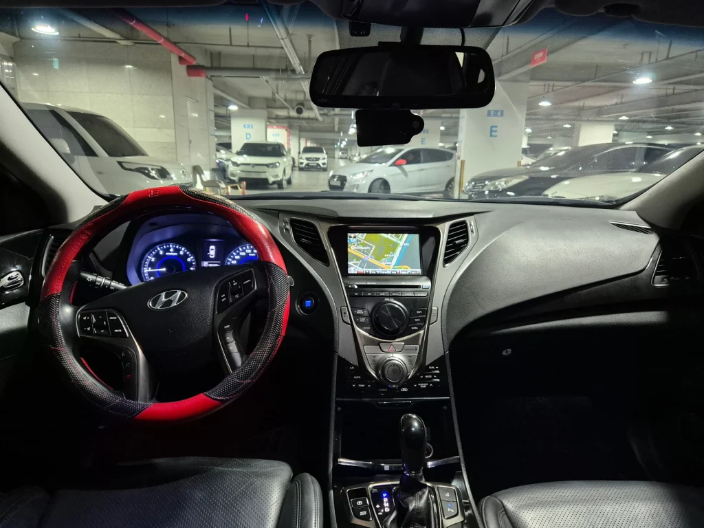 Hyundai Grandeur HG HG240 Luxury